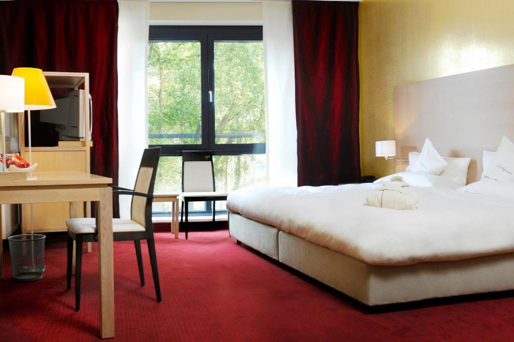 Hotel Schepers โกรเนา ห้อง รูปภาพ