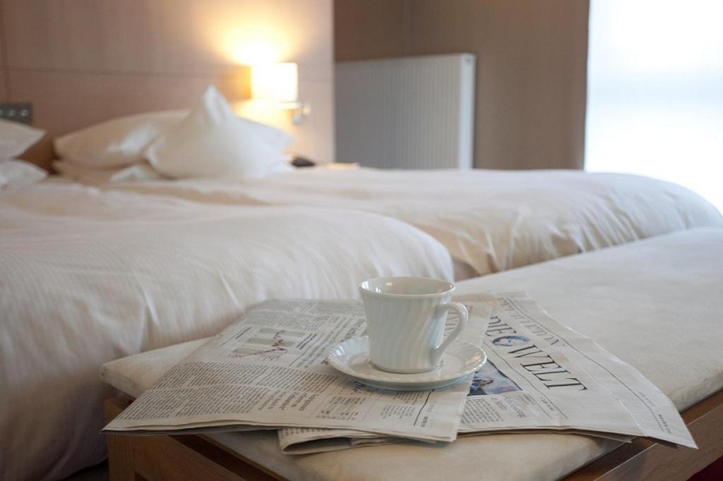 Hotel Schepers โกรเนา ภายนอก รูปภาพ