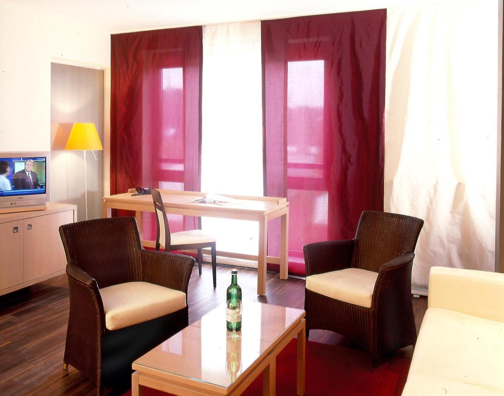 Hotel Schepers โกรเนา ภายนอก รูปภาพ