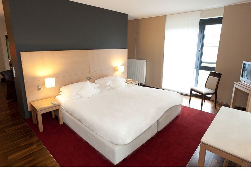 Hotel Schepers โกรเนา ภายนอก รูปภาพ